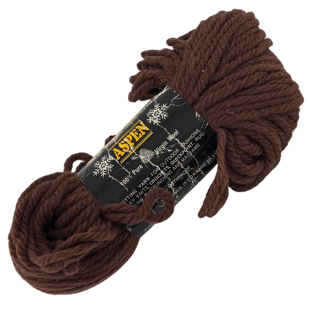Aspen 100 Percent‎ Pure Virgin Wool Knitting Yarn 1433 Wood Brown 18.3oz